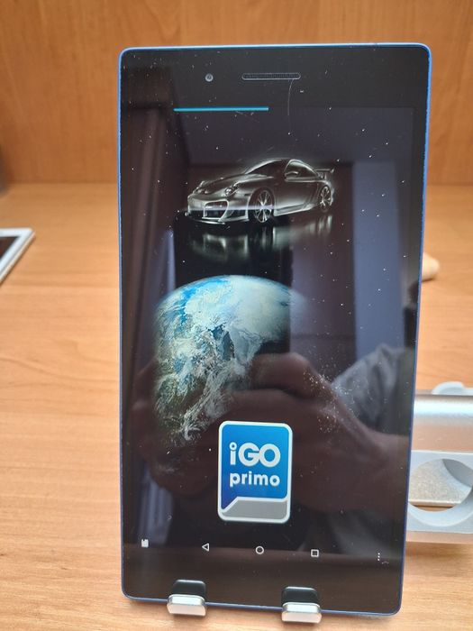 Tablet lenovo z wgraną nawigacją igo   nowe mapy
