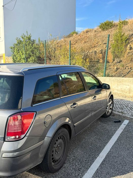 opel astra station wagon 2005 foto 5