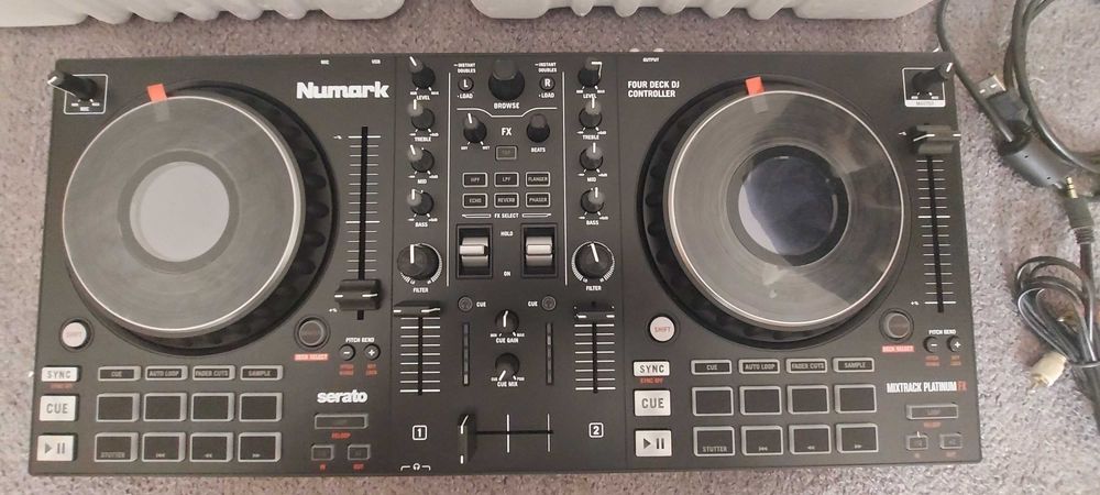 Controlador DJ Numark Platinum FX