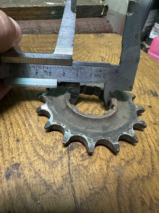 Звёздочка ИЖ Муравей   16 зуб