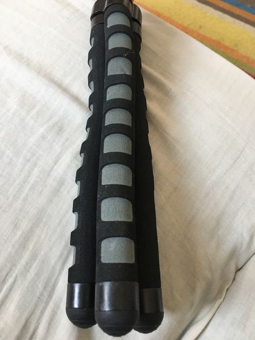 Mini Tripod with 27 cm64409499424131124