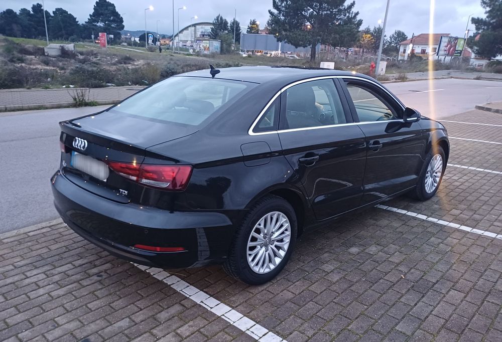 Audi A3 limousine 1.6 diesel