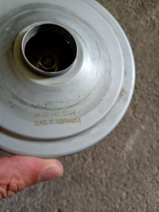 Двигун vcm-m30au пилососа,щітки,б у(самсунг) на запчастини