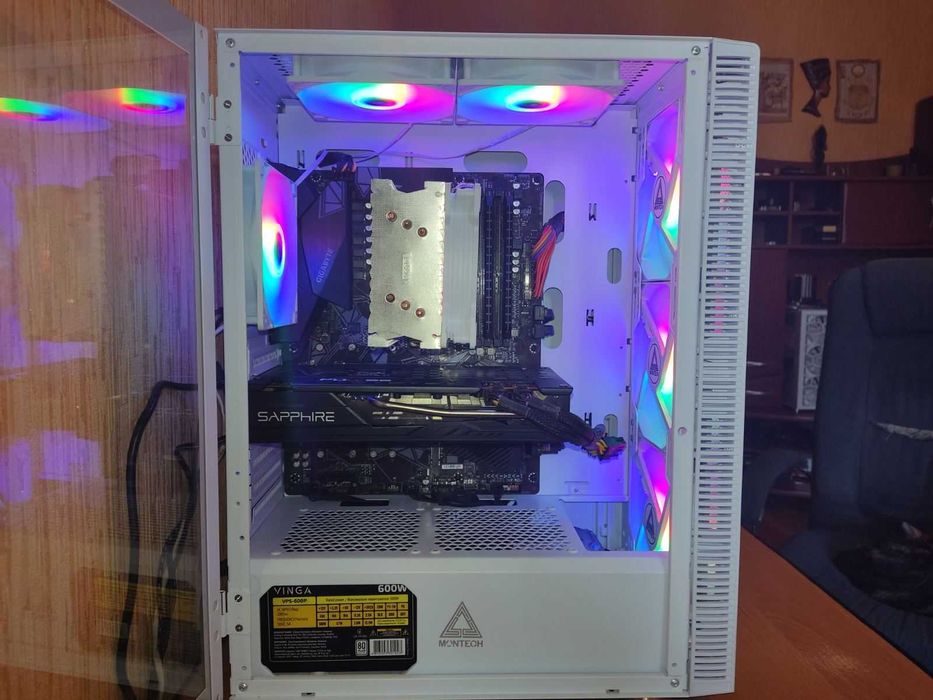 ИГРОВОЙ КОМП AMD Ryzen 5 3600, RX 5700XT(8Gb) ,DDR4 (16 Gb),SSD 256 Gb