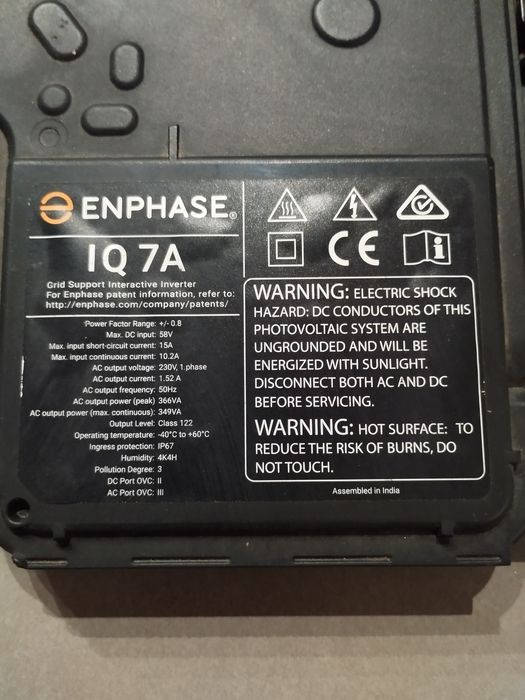 Microinversor solar ENPHASE IQ 7A