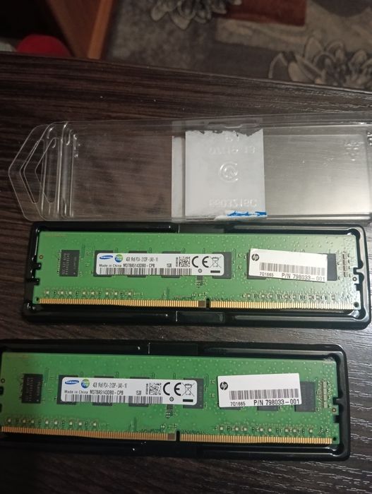 Продам оперативну пам'ять DDR 4 8gb (2 планки по 4gb)