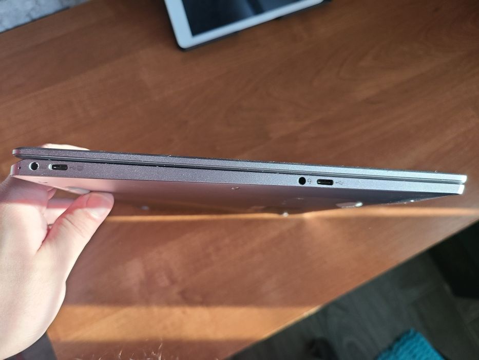 Ноутбук-планшет 14" Medion (Lenovo Group) E4273