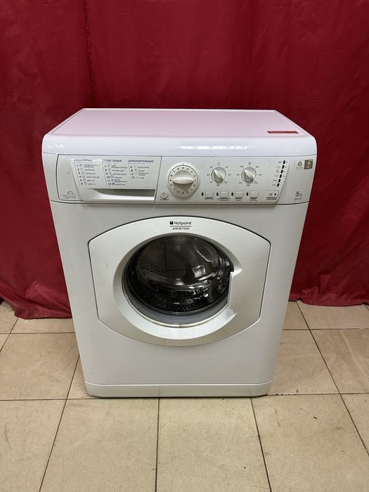Стиральная машина Hotpoint Ariston ARSL 85
