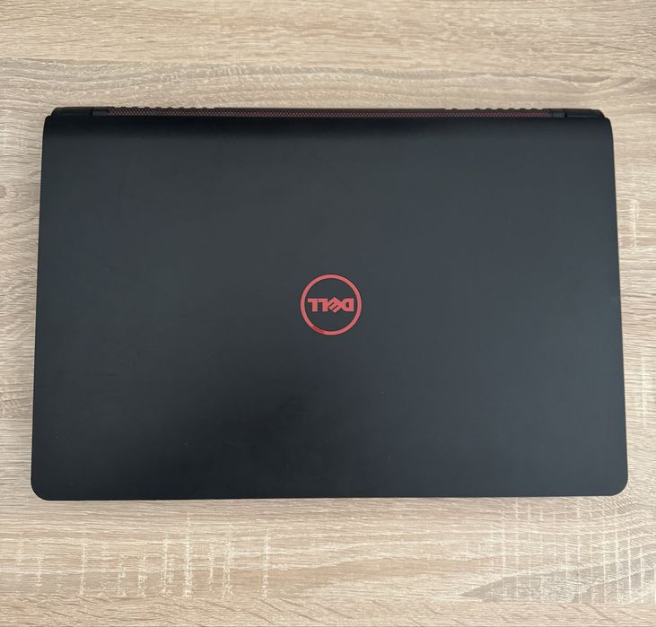 Dell Inspiron 7559 i7 / 16GB / SSD + HDD / GTX 960M / Full HD