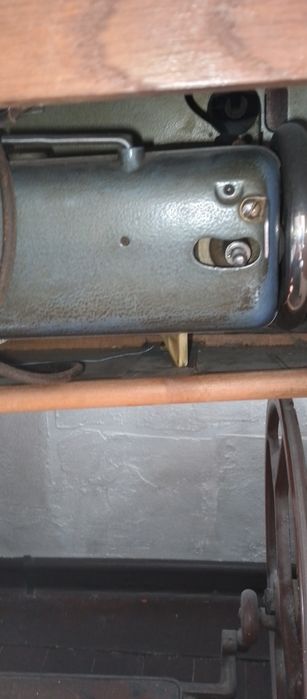 Швейная машинкаВеритас(антик)