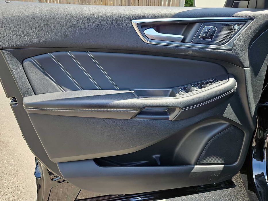 Ford Edge      2023