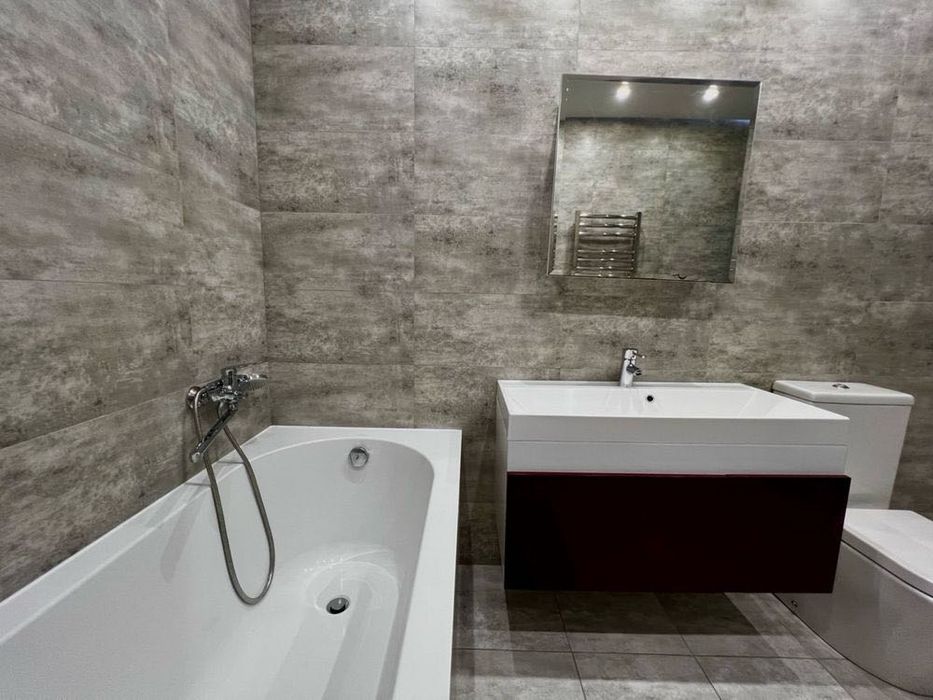 Продаж 3-кімнатної квартири з ремонтом!