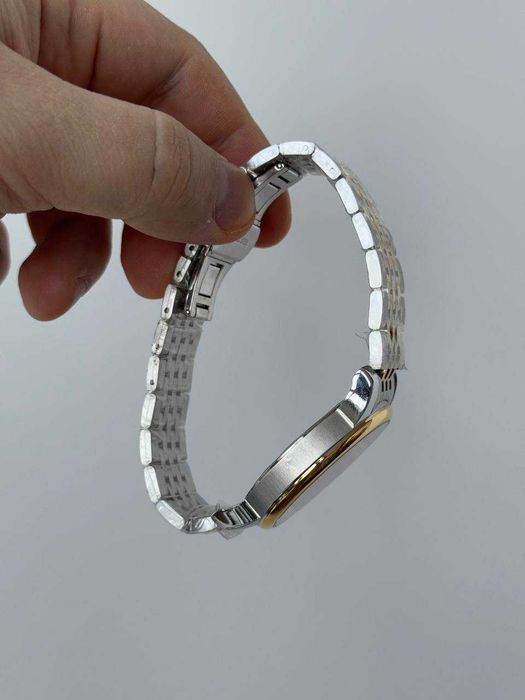 наручний чоловічий годинник Tissot le locle