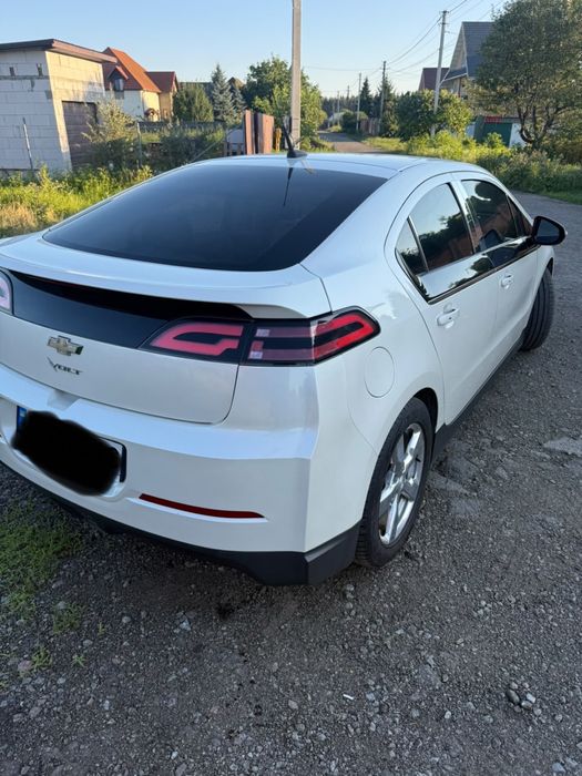 Продам власне авто Chevrolet Volt