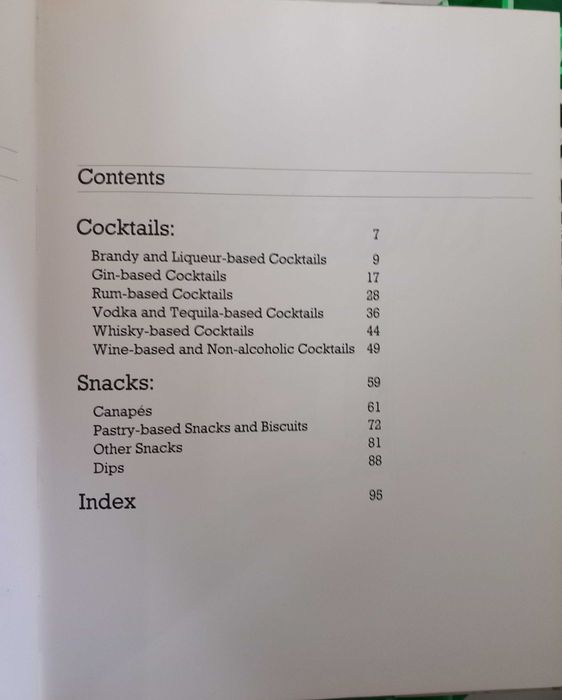 Livro - Cocktails e Snacks em inglês- portes incluídos