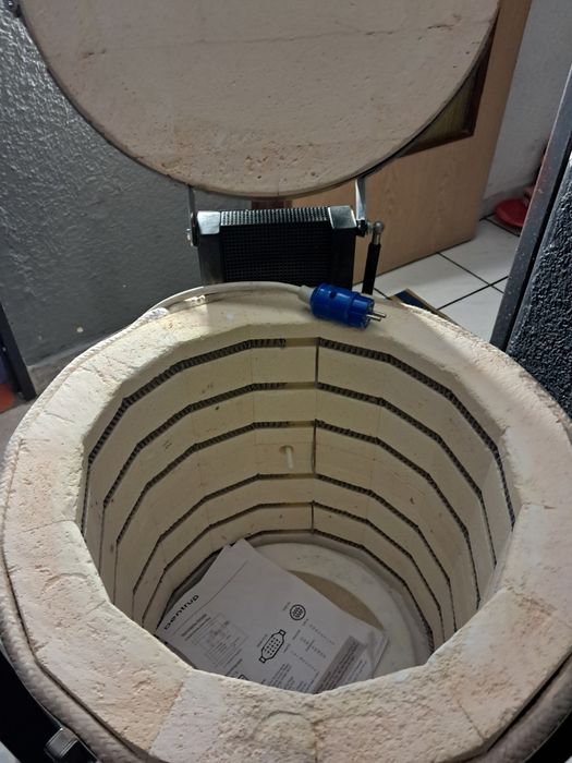 Piec do wypalania ceramiki F.Kittec CB65