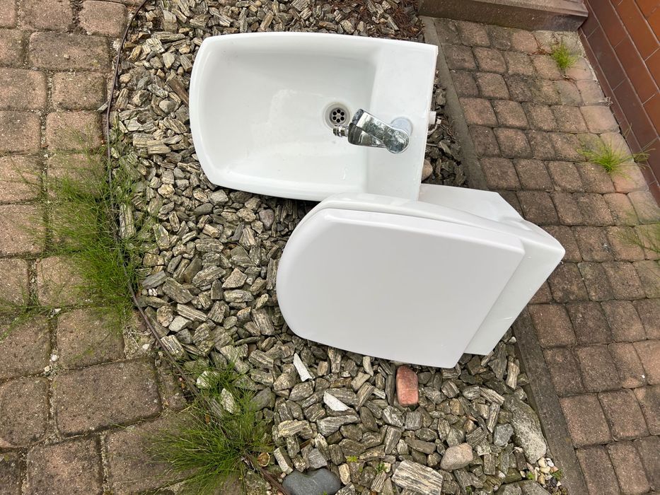 Sprzedam kibel i bidet