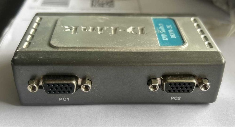 D-Link switch przełącznik KVM DKVM-2K