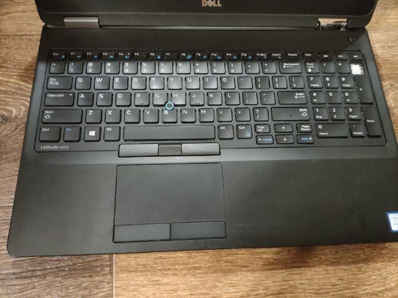 Dell latitude e5570 i5 6200u\8gb ddr4 \ 180 gb SSD