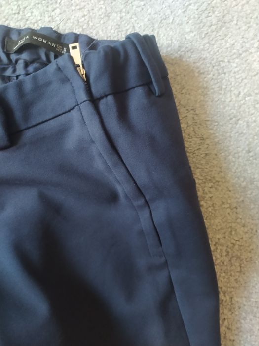 Spodnie materiałowe eleganckie Slim Fit cygaretki rurki Zara