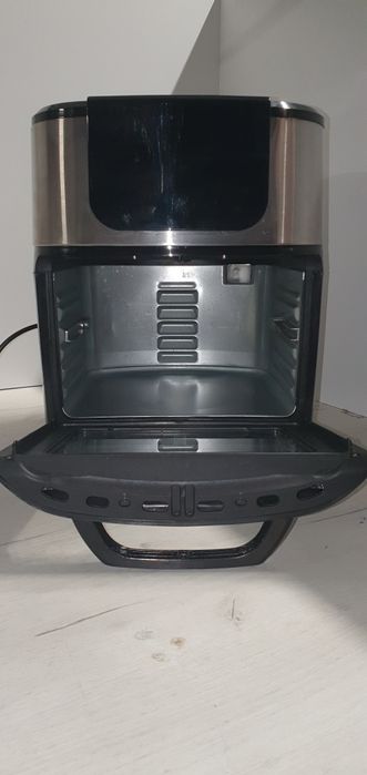 Frytownica beztłuszczowa PRINCESS Aerofryer Oven DeLuxe