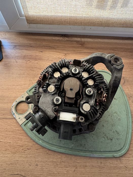 Генератор Denso 210 ампер 7605061-02