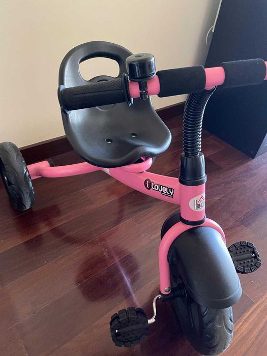 Triciclo para criança