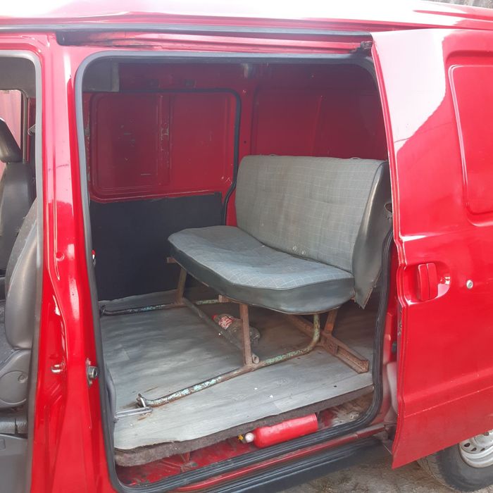 Продаю автомобіль Nissan Vanette