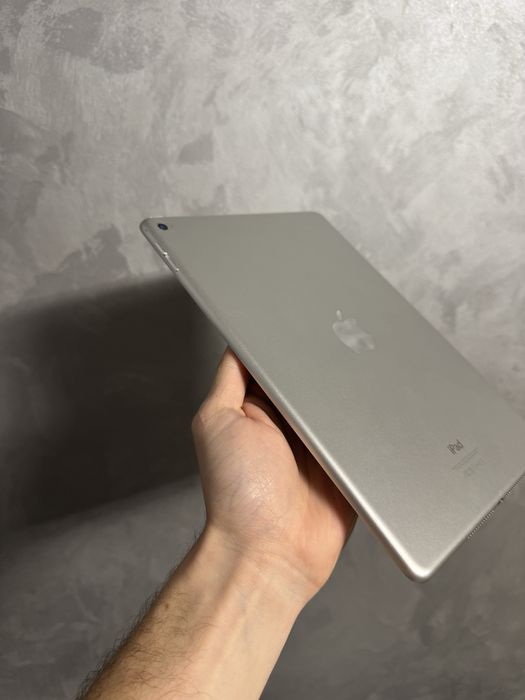 Чудовий iPad Air 2  64 гб  Гарний Стан Планшет