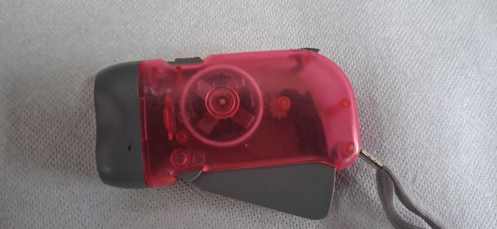 Lanterna de leds sem pilhas