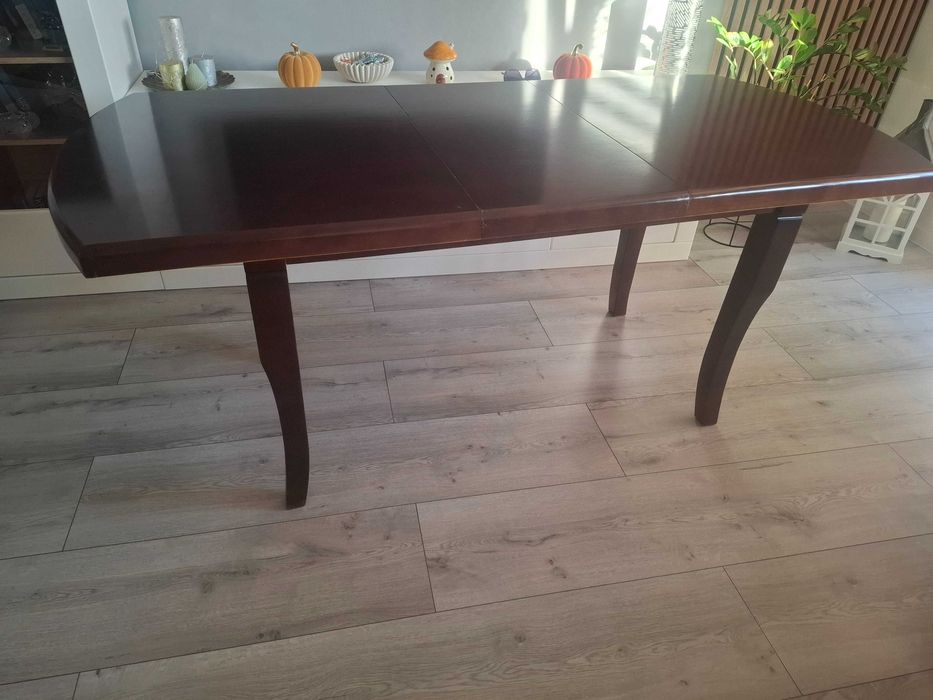 Stól używany rozkladany