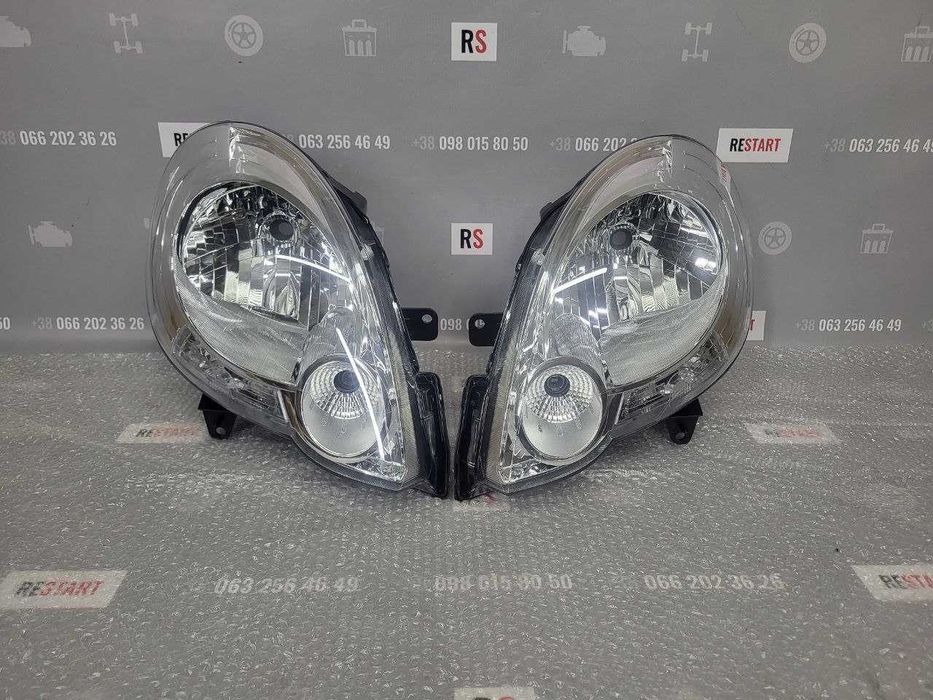 Фари на Renault Kangoo 2 Рено Кенго 2 2008-2015 7701068181, 7701068178