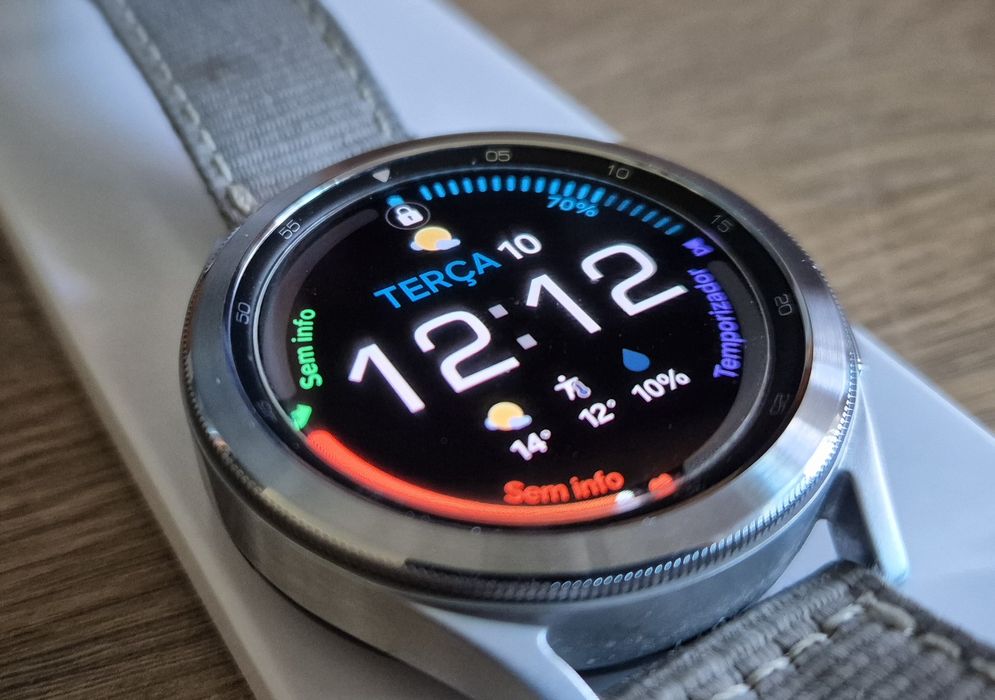 Samsung Galaxy Watch 4 Classic 46mm (Bluetooth) – Garantia até 09/2026