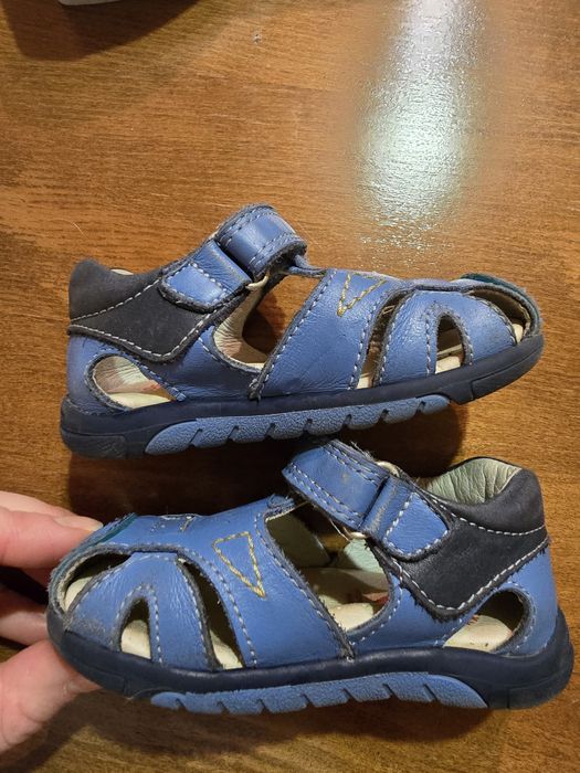 Шкіряні босоніжки Pablosky