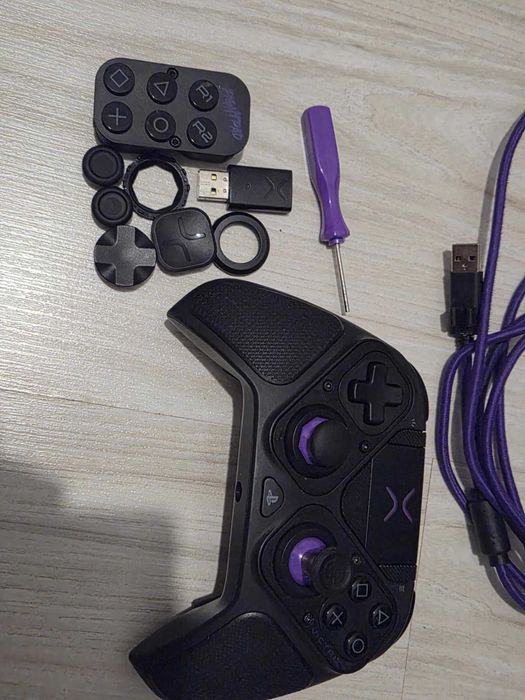 Victrix Pro BFG – profesjonalny pad PS5/PS4/PC – stan bardzo dobry