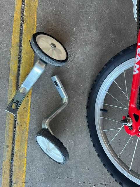 Bicicleta de criança - menina - como nova