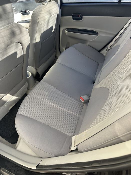 Продаю Hundai Accent