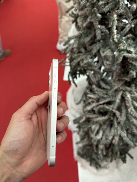 iPhone 12 - 64 GB BRANCO