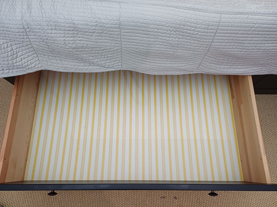 Sofá Cama Ikea com 2 gavetões