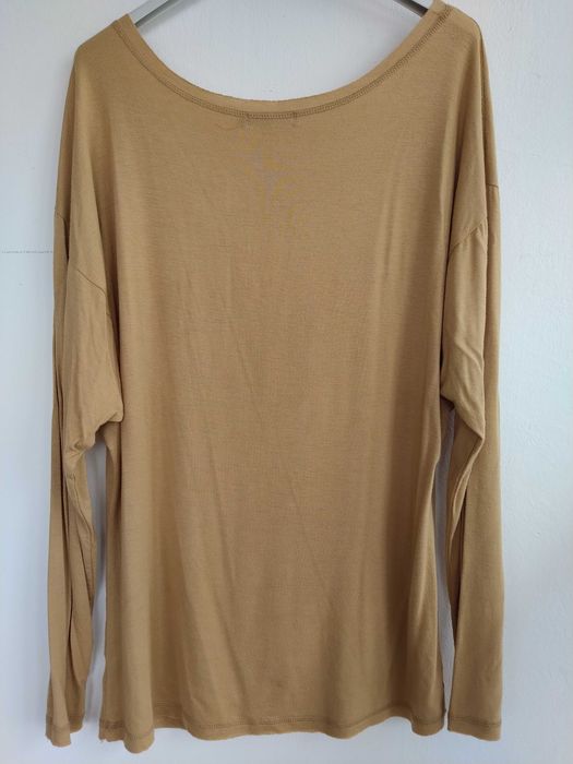 Camisola camel c/brilhantes -Tamanho XL