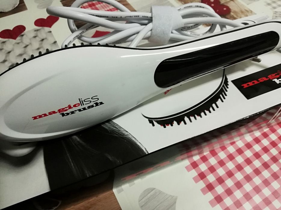 Magic Liss Brush - Escova Eletrica Alisamento