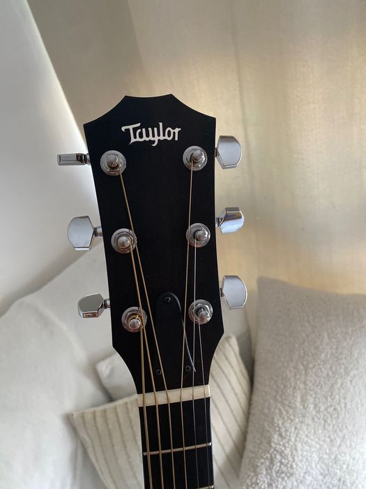 Violão Taylor 114e