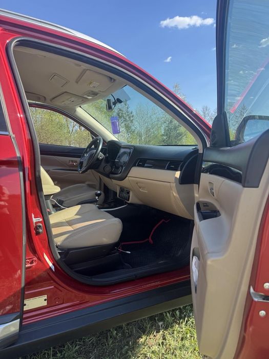 Mitsubishi outlander