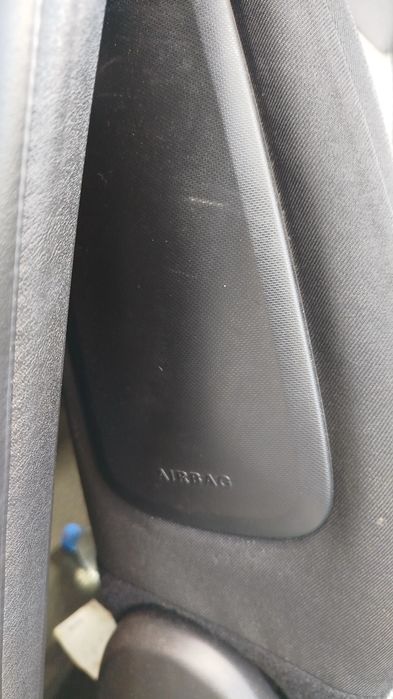 Airbag banco esquerdo RENAULT Twingo III (BCM_)