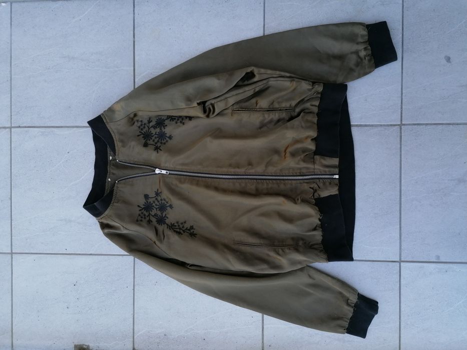 Stradivarius bomberka khaki dwustronna kurtka 36