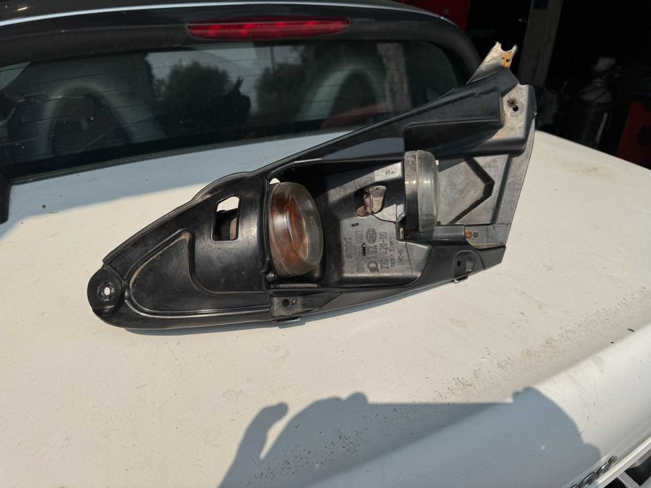 Óticas lado direito Smart Roadster