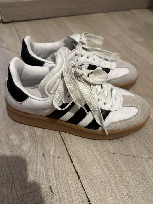 Sapatilhas adidas tam41