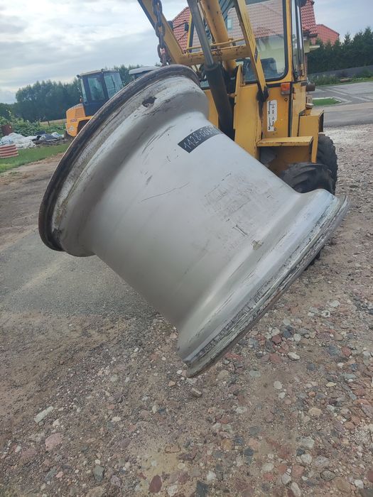 opona ,felga 237x27x32 oryginał Titan 27x32