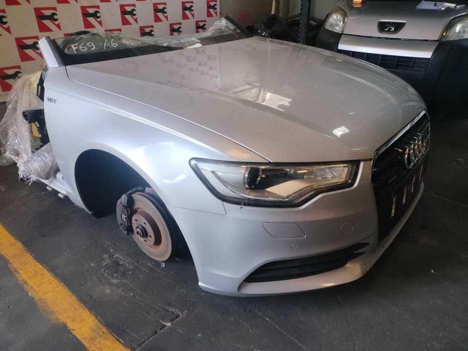 Frente Completa Audi A6 4G 3.0 V6 TDi 2012 Versão Inglês #F69