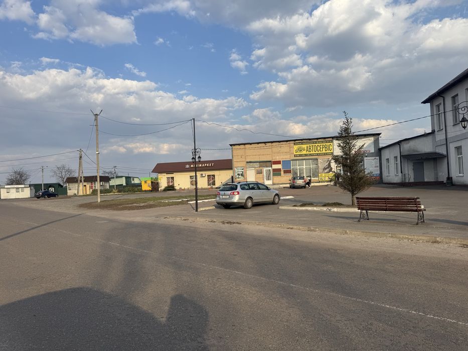 Продам Земельну ДІЛЯНКУ 31 соток, ЦЕНТР, ГАЗ с.Іванків